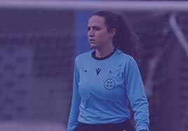 Laura Gutiérrez compagina el arbitraje con su trabajo de celadora en Urgencias.