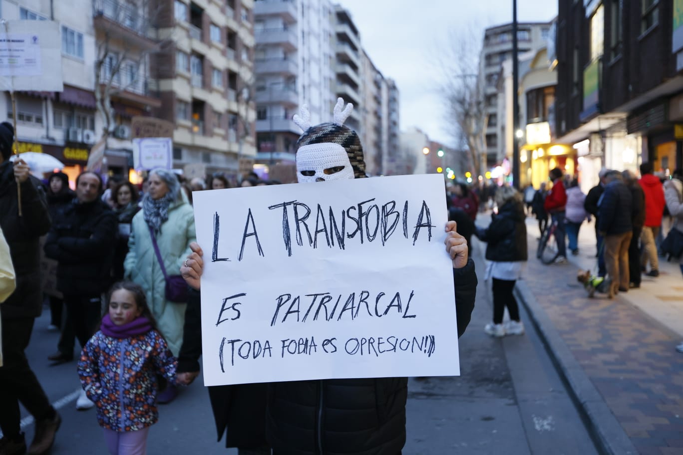 2.000 personas reivindican el Día Internacional de la Mujer en Salamanca