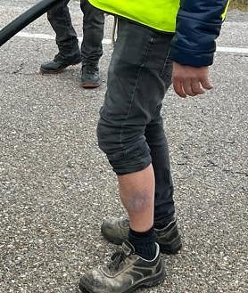 Imagen secundaria 2 - Así disolvió la Guardia Civil la protesta en Adanero: pelotas de goma, gases lacrimógenos y mucha tensión