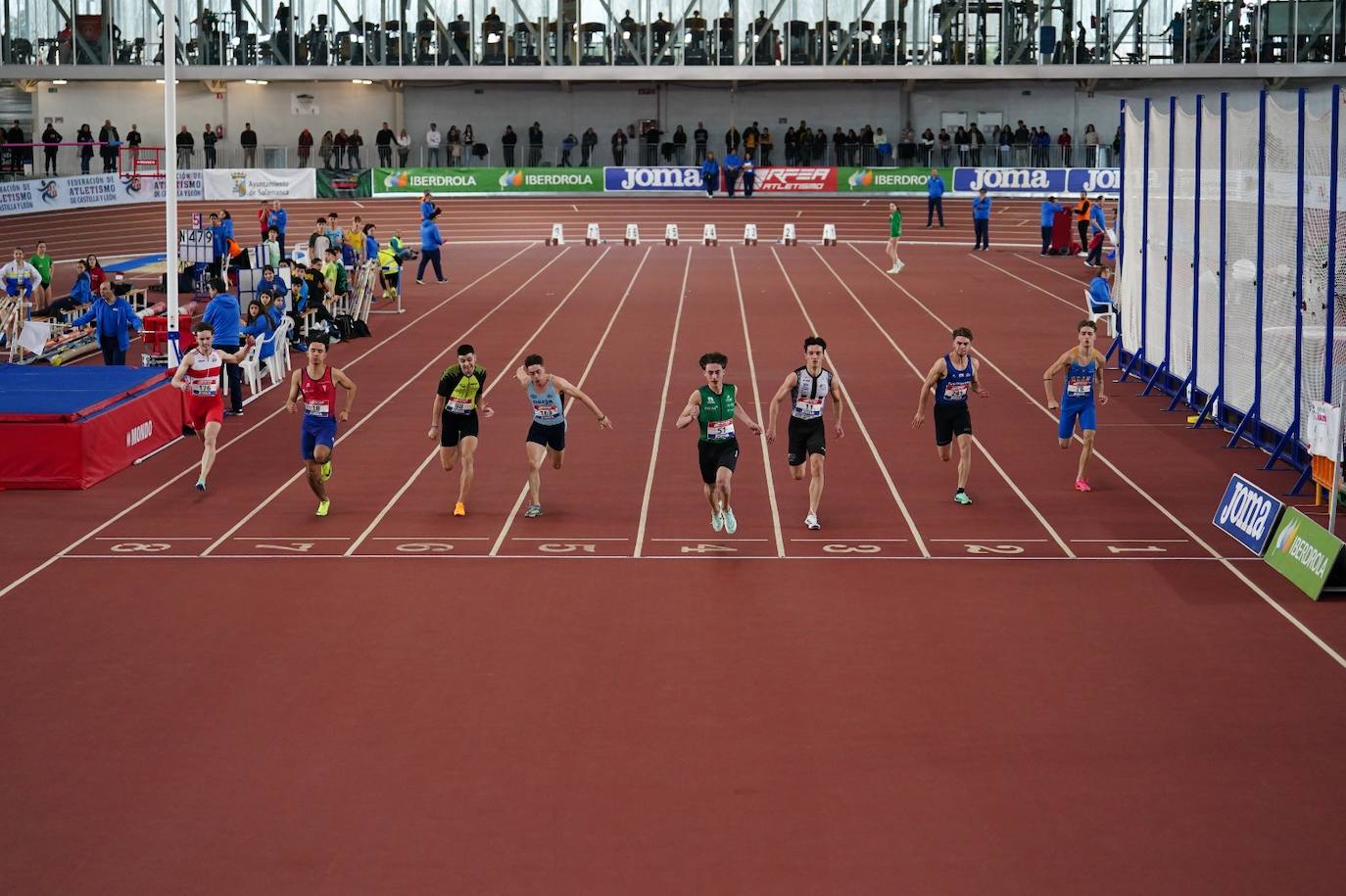 El Nacional sub 20 short track termina en Salamanca con doble récord de España en los 60 metros