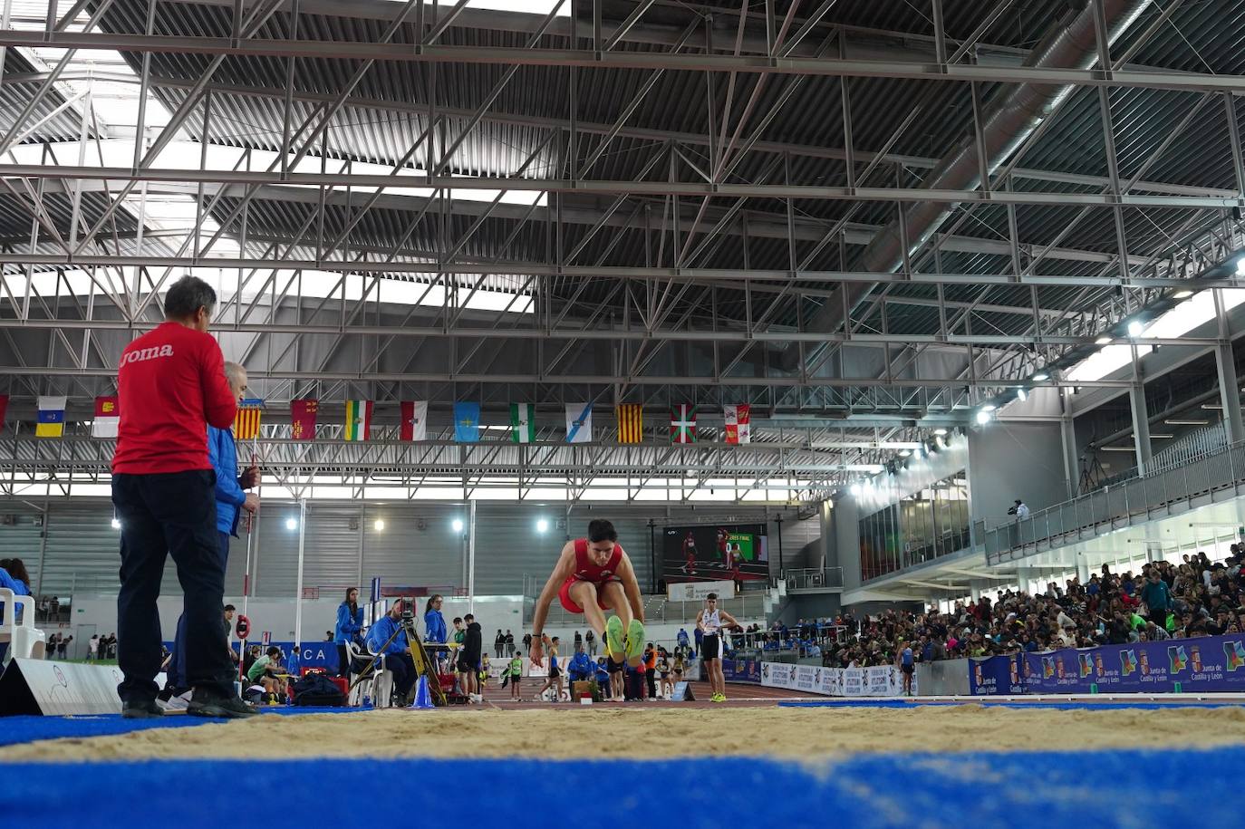 El Nacional sub 20 short track termina en Salamanca con doble récord de España en los 60 metros