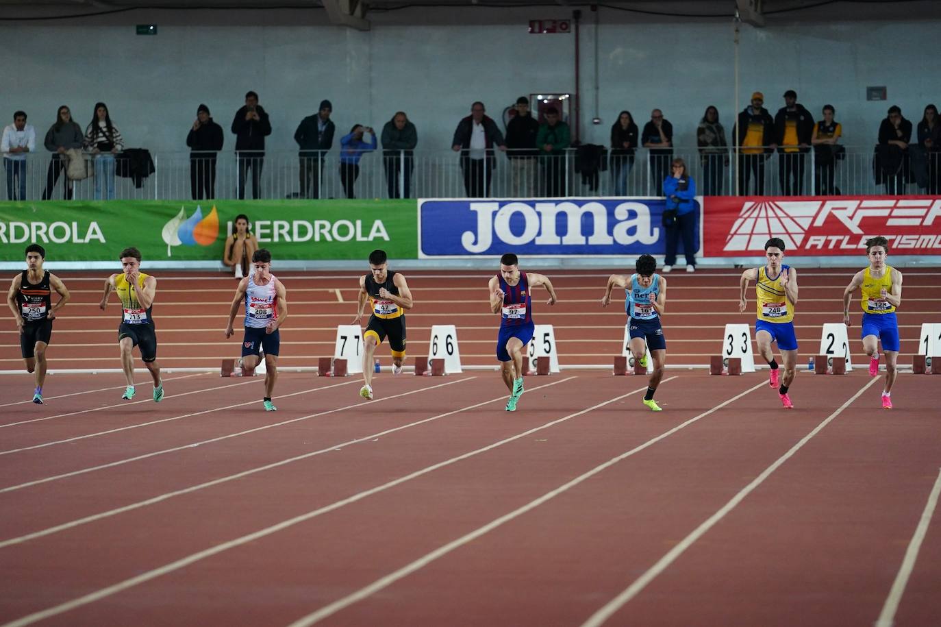 El Nacional sub 20 short track termina en Salamanca con doble récord de España en los 60 metros