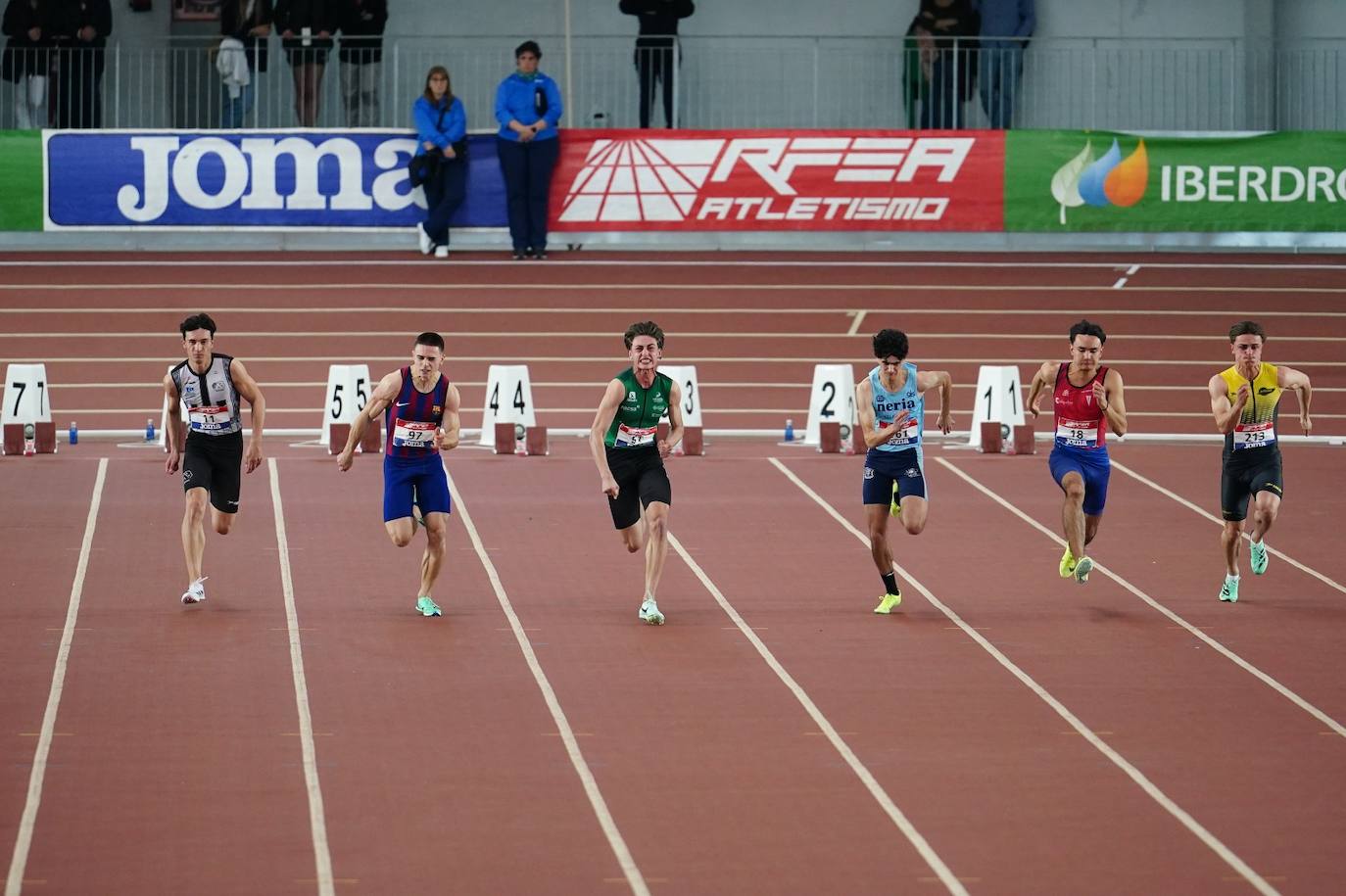 El Nacional sub 20 short track termina en Salamanca con doble récord de España en los 60 metros