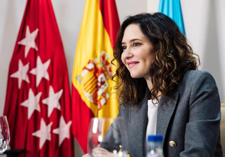 Ayuso preside la reunión del Consejo de Gobierno en Leganés (Madrid)