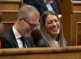 El diputado de Junts Josep Maria Cruset y la portavoz de Junts en el Congreso