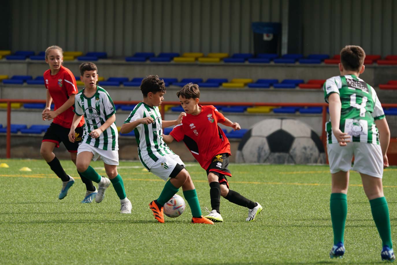 Las mejores imágenes de la jornada 19 del fútbol base en Salamanca