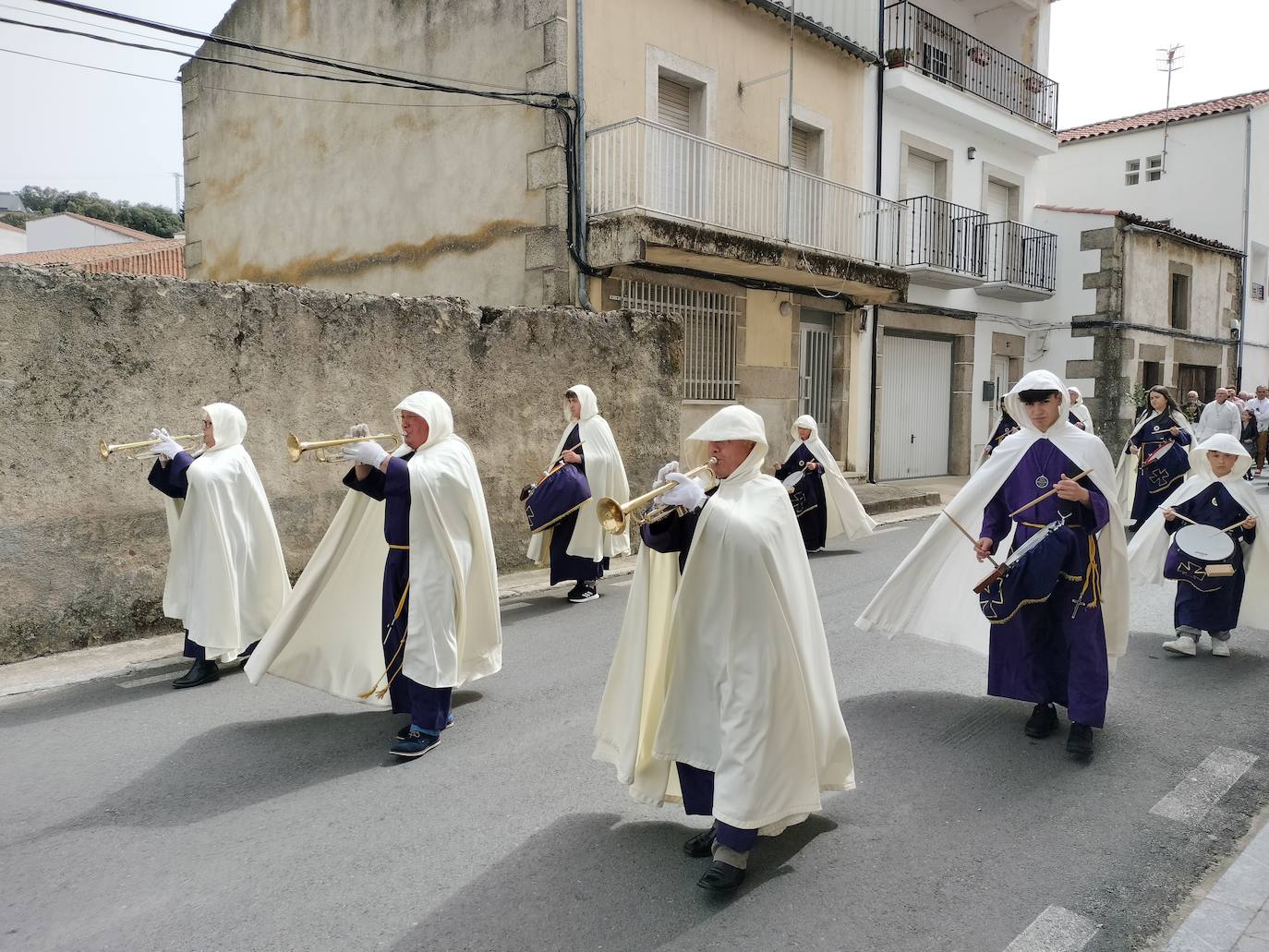 Ledrada abre su Semana Santa con la procesión del Domingo de Ramos