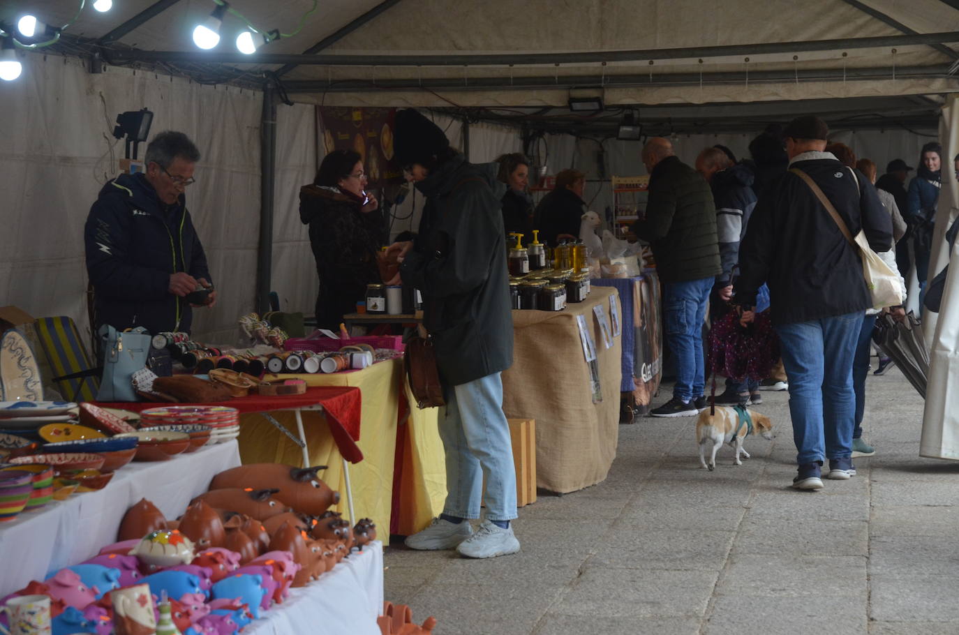 Ciudad Rodrigo encuentra refugio en el III Mercado Artesano