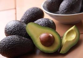 Una nueva investigación revela las ventajas de comer un aguacate al día