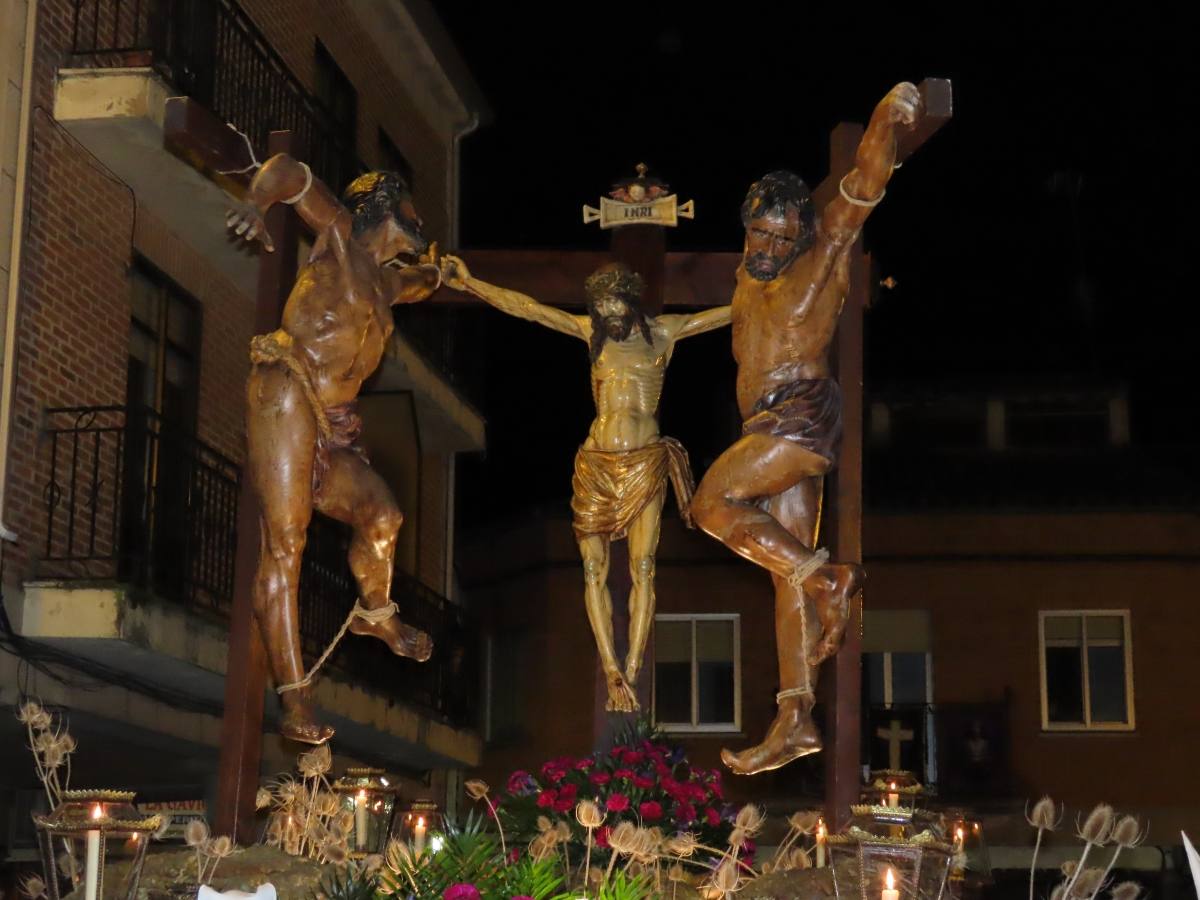 Concentración de emociones en el Santo Entierro de Peñaranda de Bracamonte