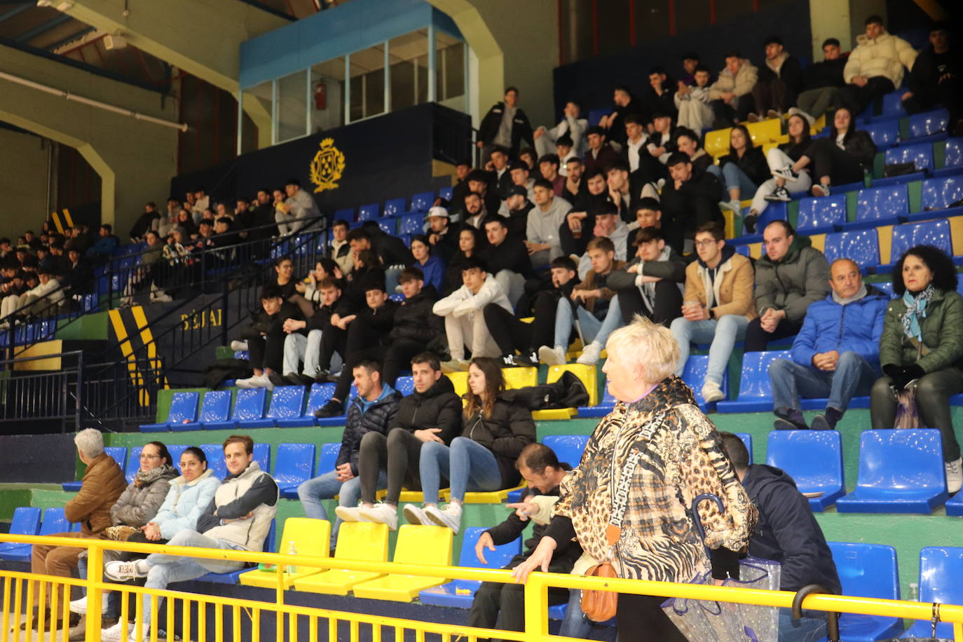 La Banda se lleva la victoria en el torneo solidario de fútbol sala disputado en Béjar