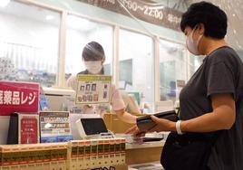 Alerta sanitaria en Japón por la muerte de cinco personas tras tomar un producto para bajar el colesterol