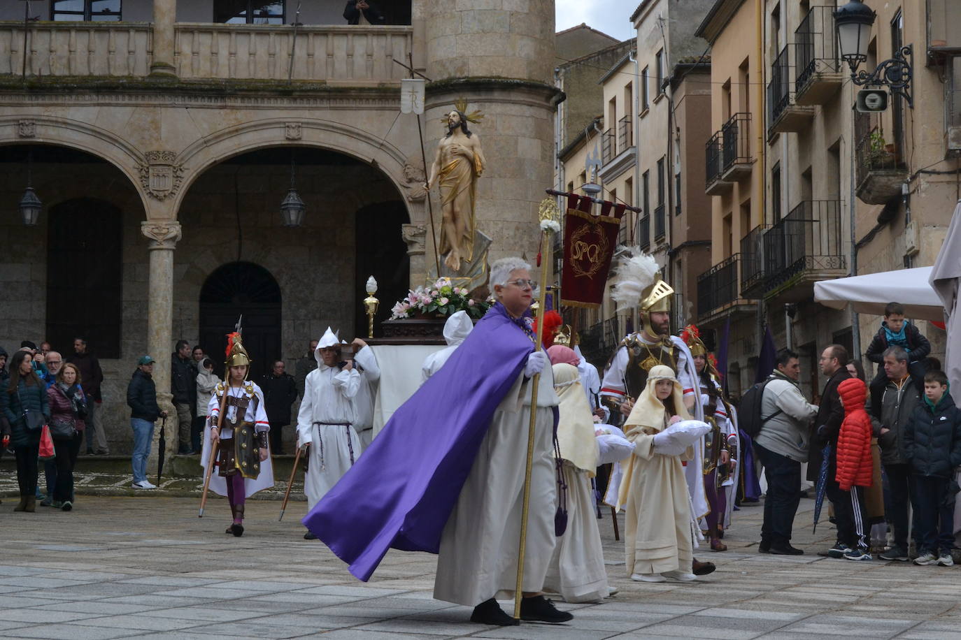 Jesús Resucitado y la Virgen se encuentran en la Plaza Mayor de Ciudad Rodrigo