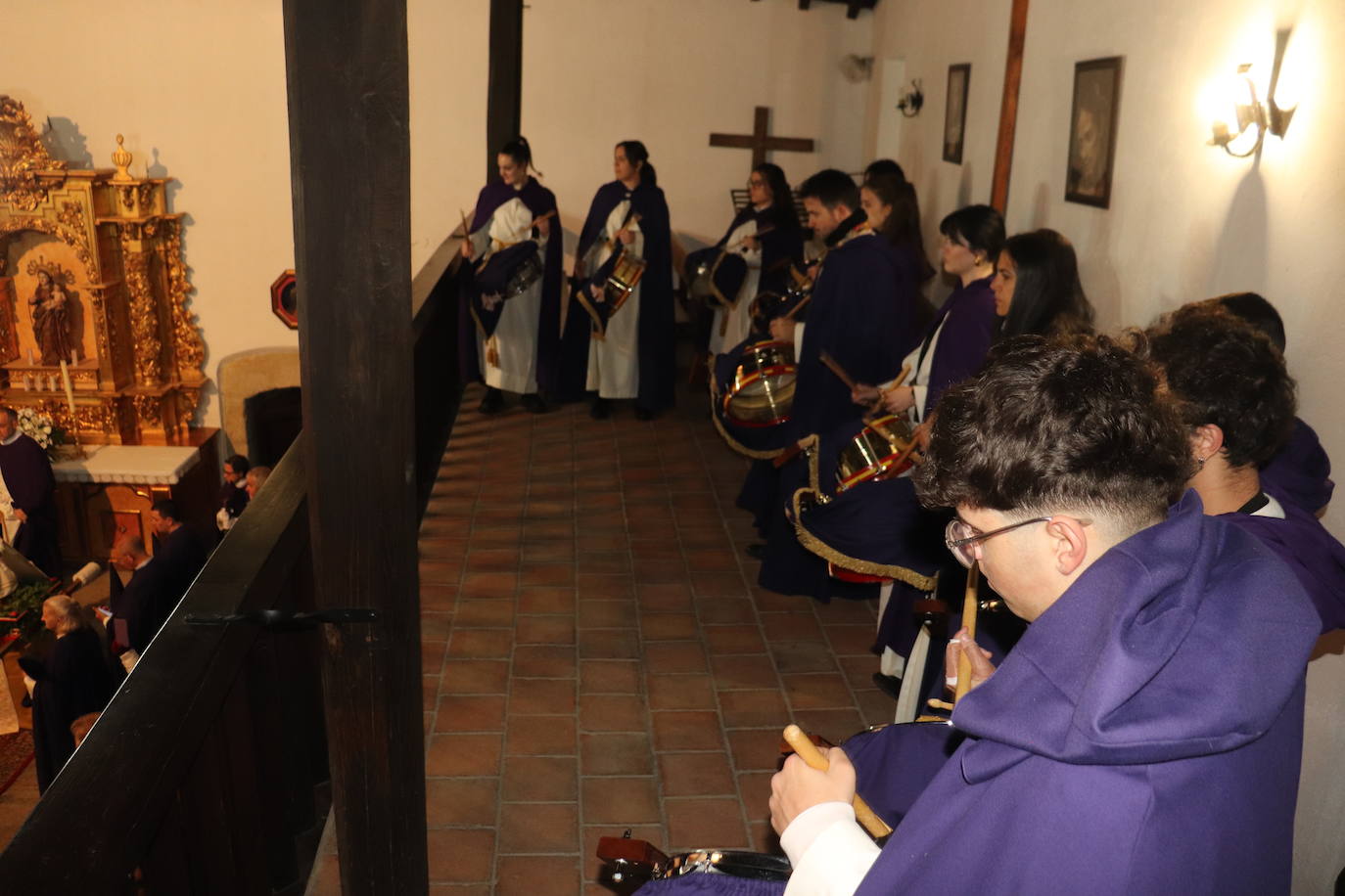 Sanchotello no falta a su Encuentro, que celebra en el interior de la iglesia