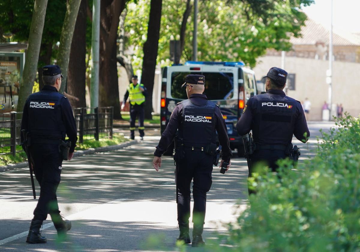 Agentes de la Policía Nacional.