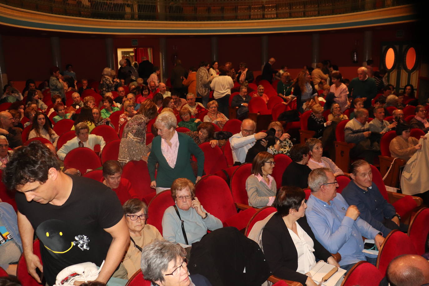 Carasses Teatro y El Duende de Lerma triunfan en el XXVI certamen nacional de teatro de Béjar