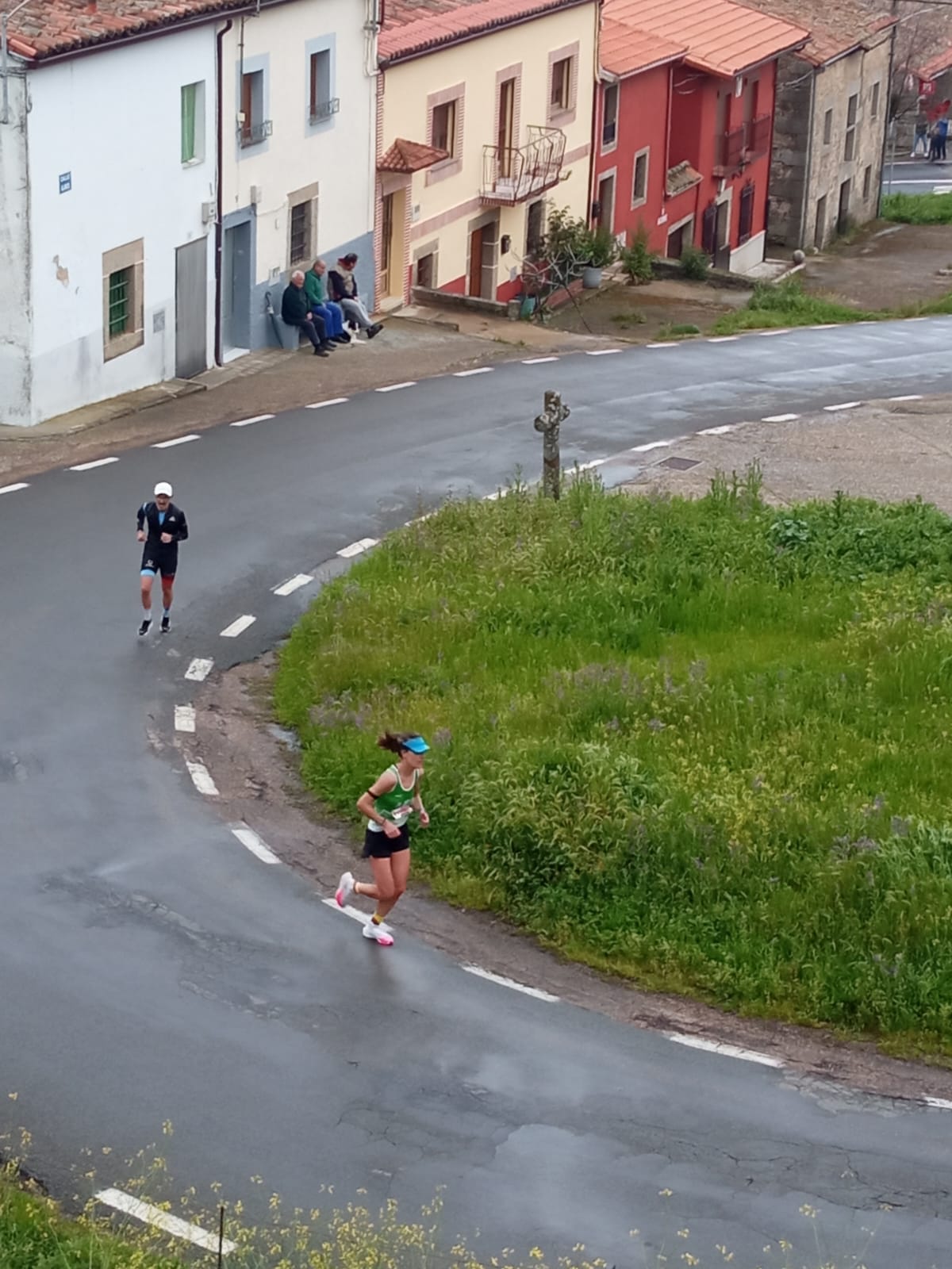 Dani Sanz y Ester Rodríguez ganan la Medio Maratón de Béjar