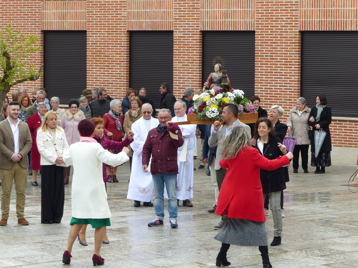 Jotas en honor a Santa Bárbara en Villoria