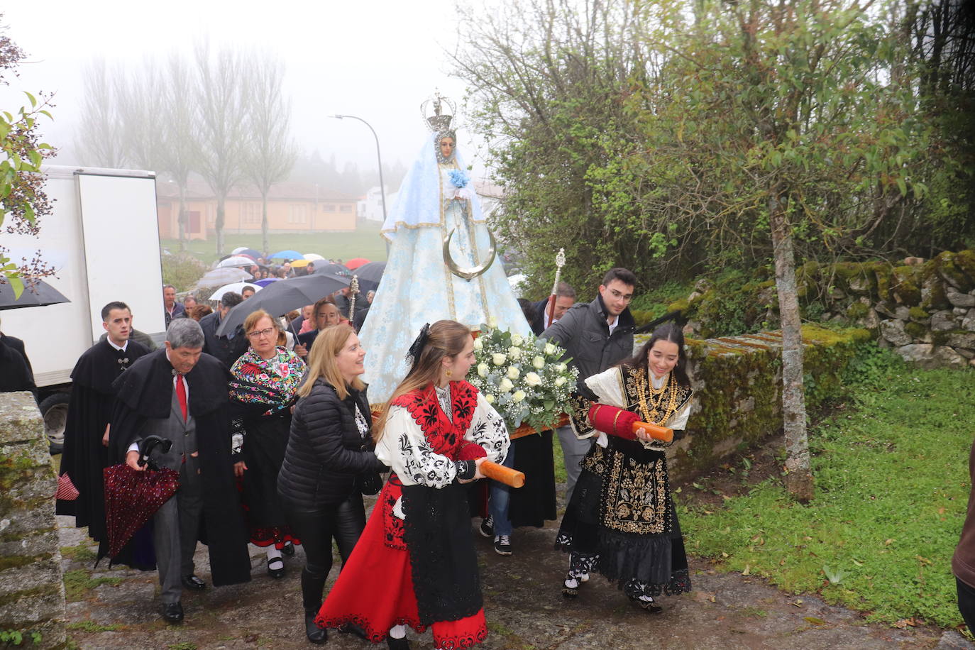 Los Santos no falta a su cita con la Virgen del Gozo