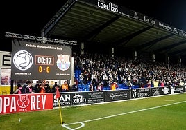 Imagen del Fondo Oeste durante el choque entre Unionistas y el Barcelona en la Copa del Rey.