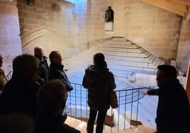 Visita a las cubiertas en la catedral después de su restauración.