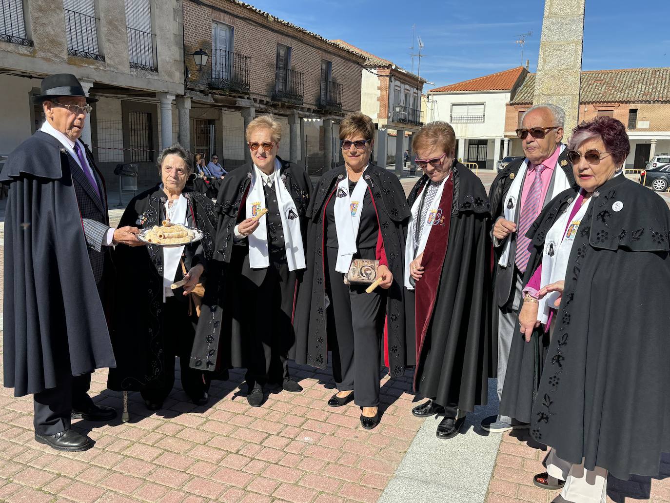 Casi 300 amigos de la capa en Santiago y Alaraz