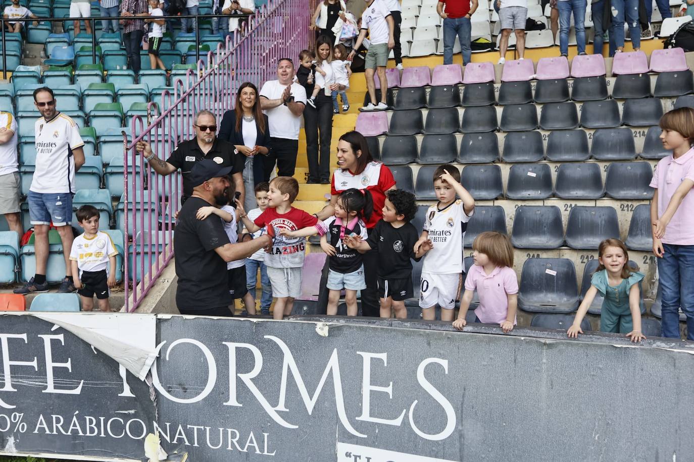 Las mejores imágenes de la victoria del Salamanca UDS al Palencia (2-0)