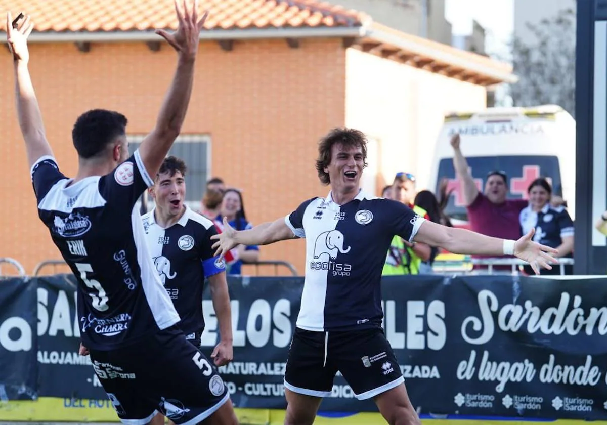 Unionistas se da más que un baño de goles ante el Barça B (4-1) | La Gaceta de Salamanca