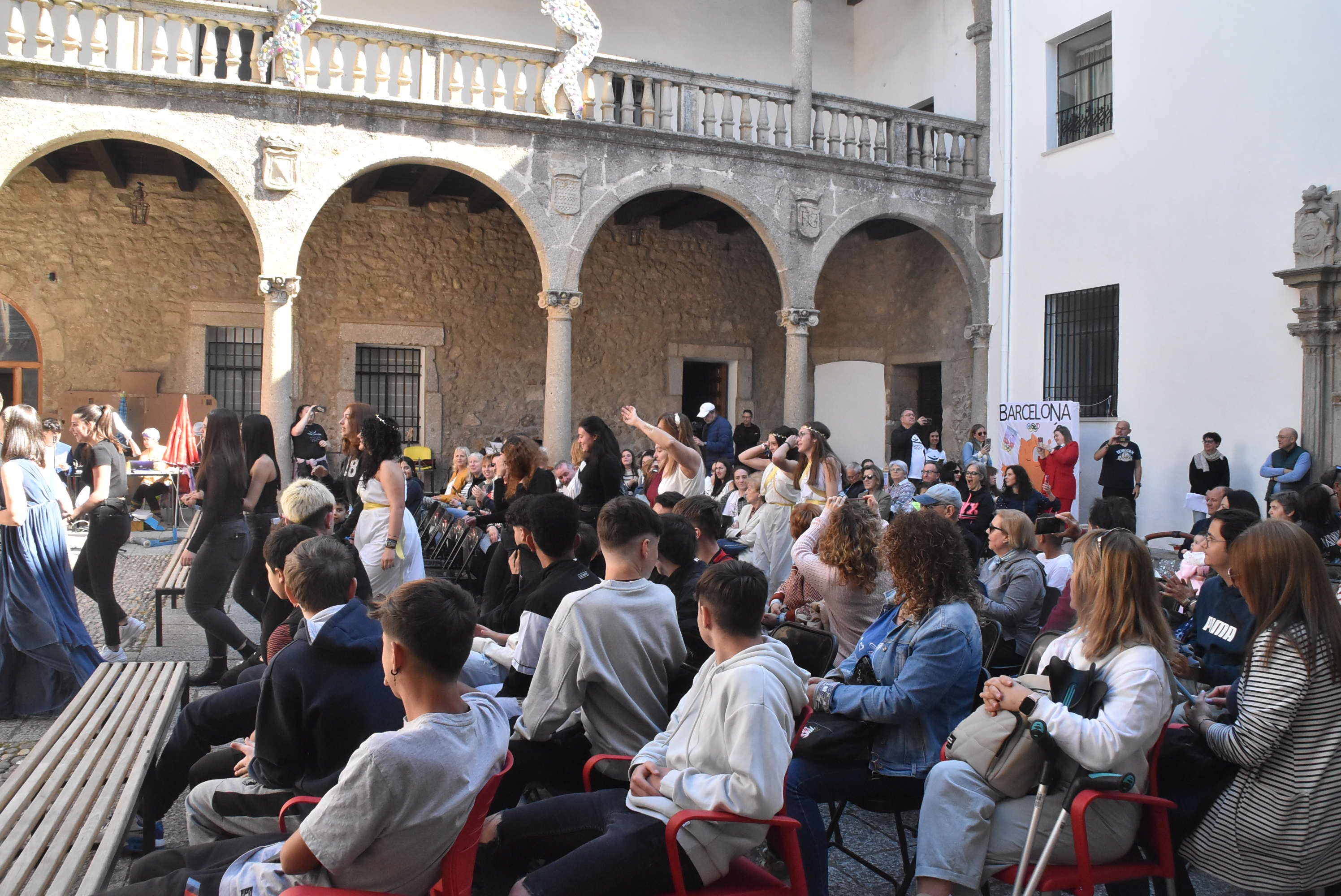 Recreación de las Olimpiadas en el instituto Ramón Olleros de Béjar