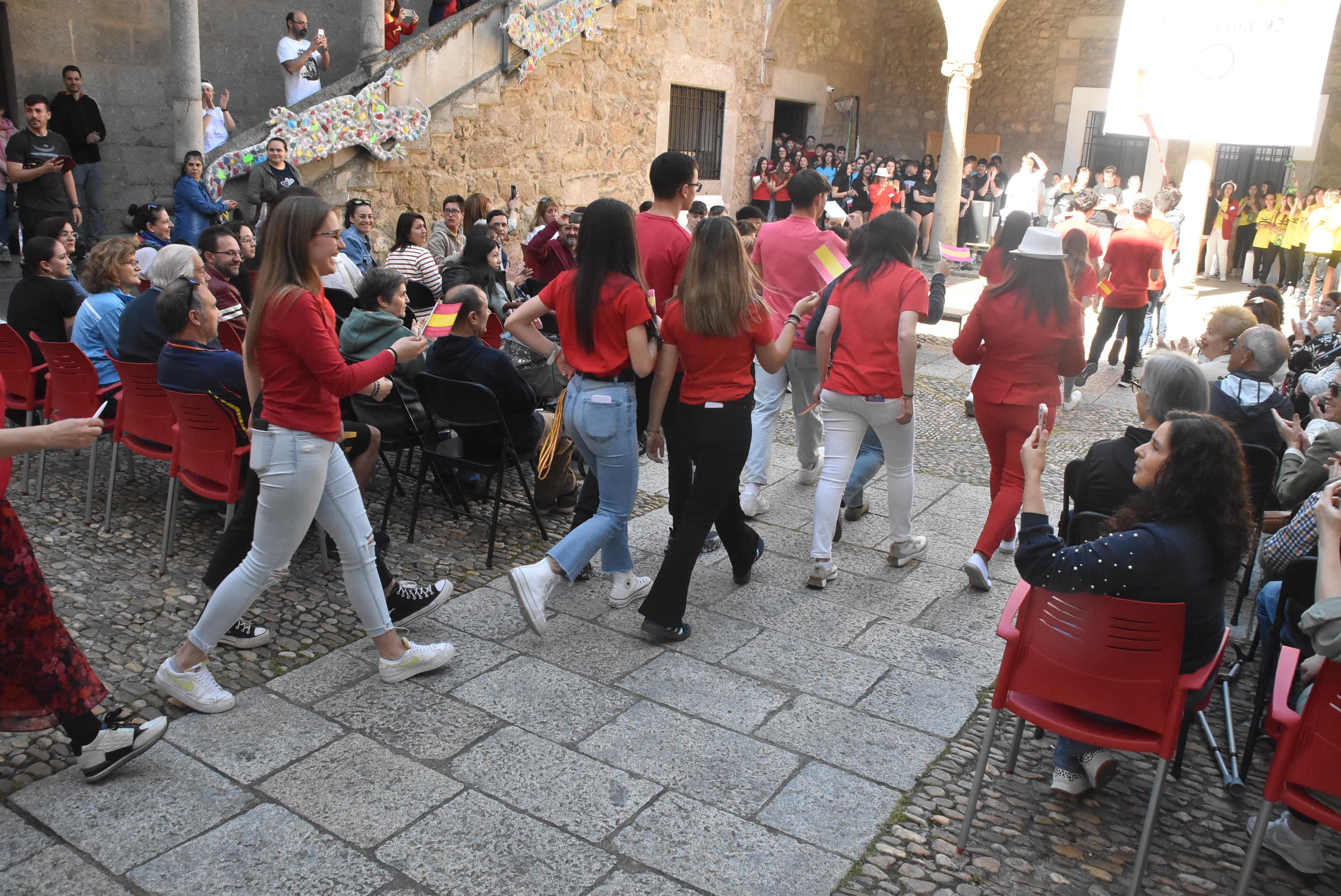 Recreación de las Olimpiadas en el instituto Ramón Olleros de Béjar