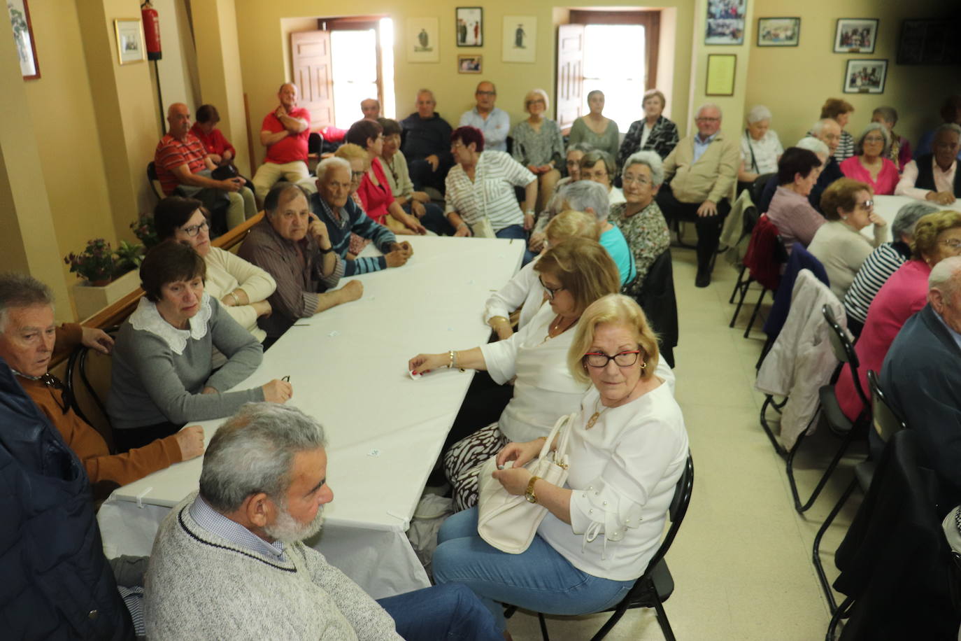 Los mayores de Candelario celebran los 31 años de vida de su asociación