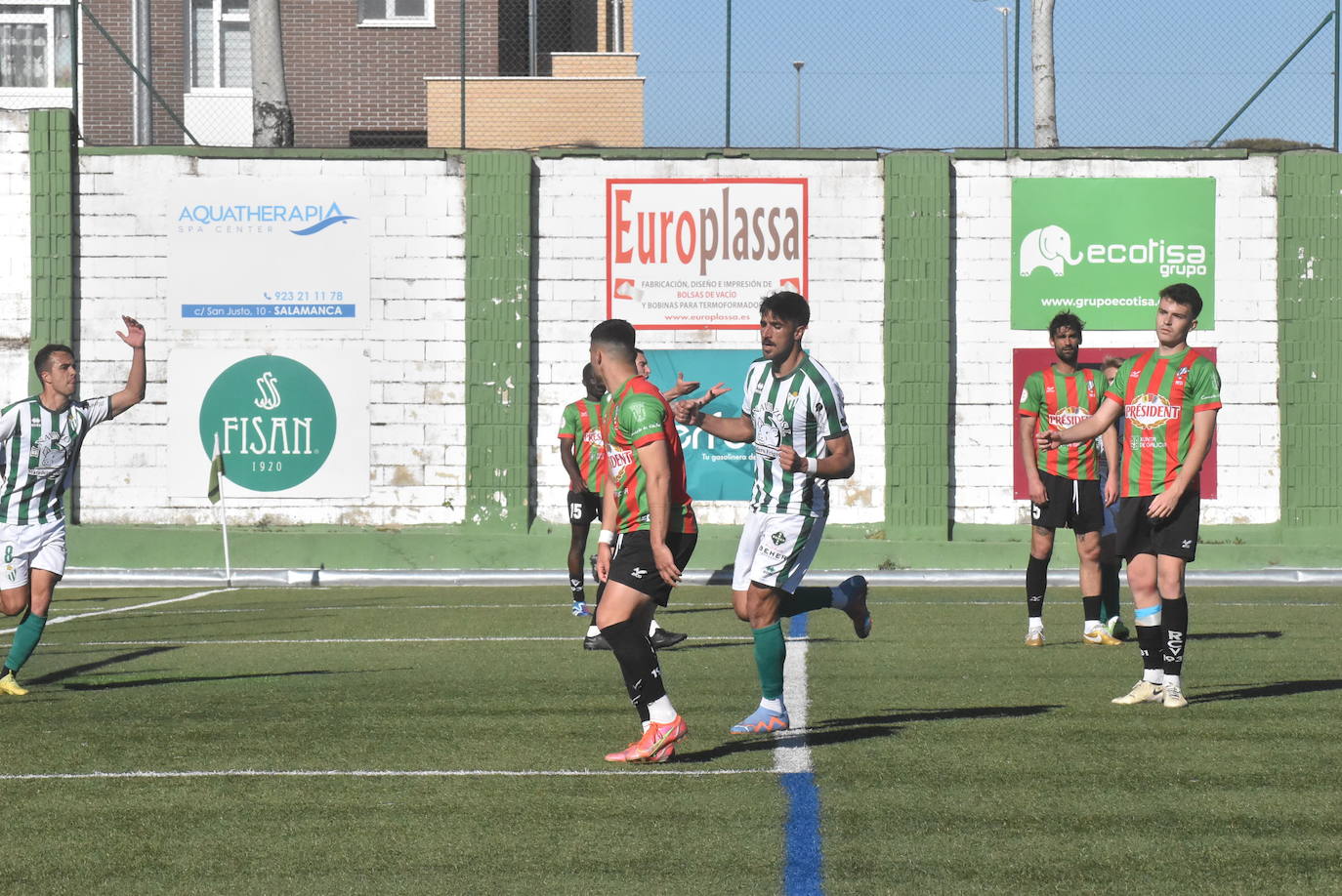 Explosión de alegría del Guijuelo tras clasificarse para el playoff