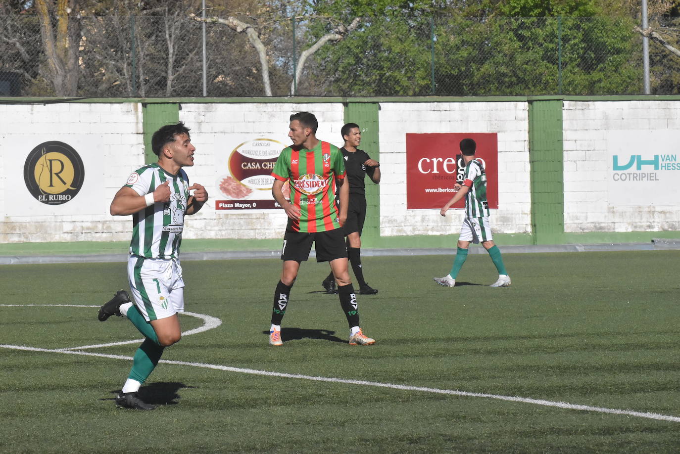 Explosión de alegría del Guijuelo tras clasificarse para el playoff