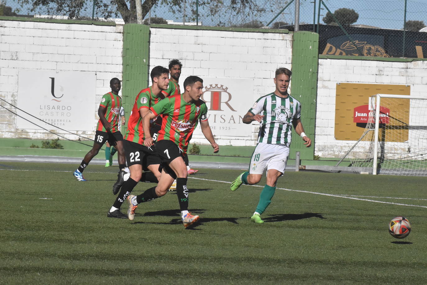 Explosión de alegría del Guijuelo tras clasificarse para el playoff