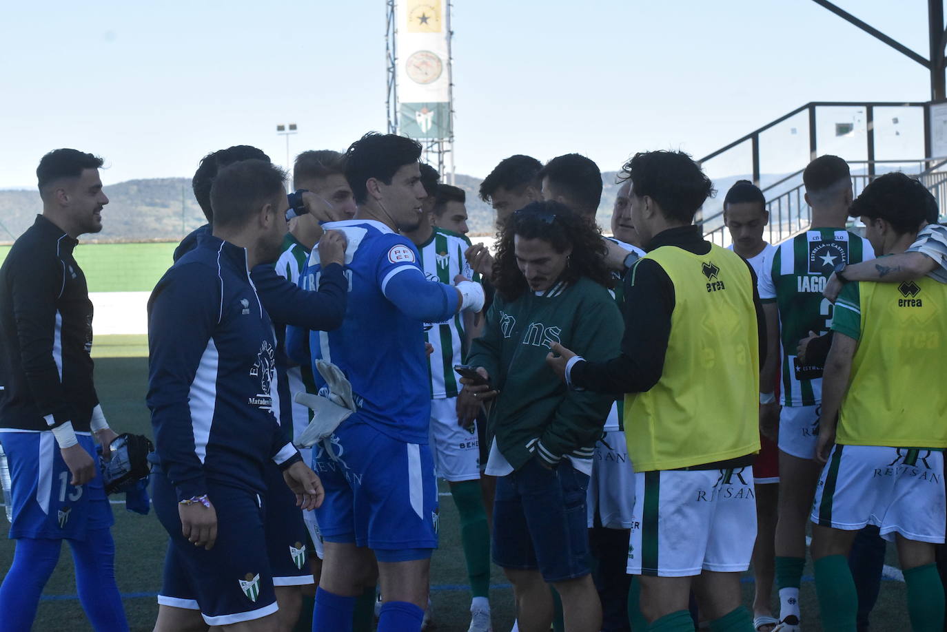 Explosión de alegría del Guijuelo tras clasificarse para el playoff