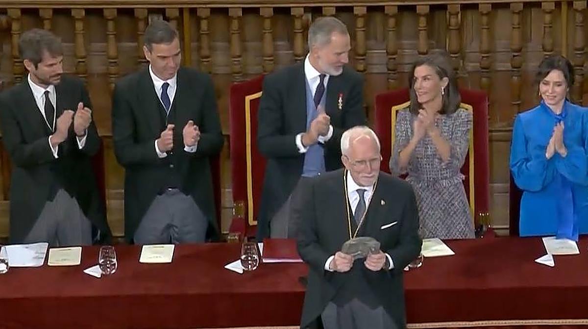 Luis Mateo Díez, tras recibir el Cervantes: «Vivo entregado a mis personajes, ellos me salvan a mí»