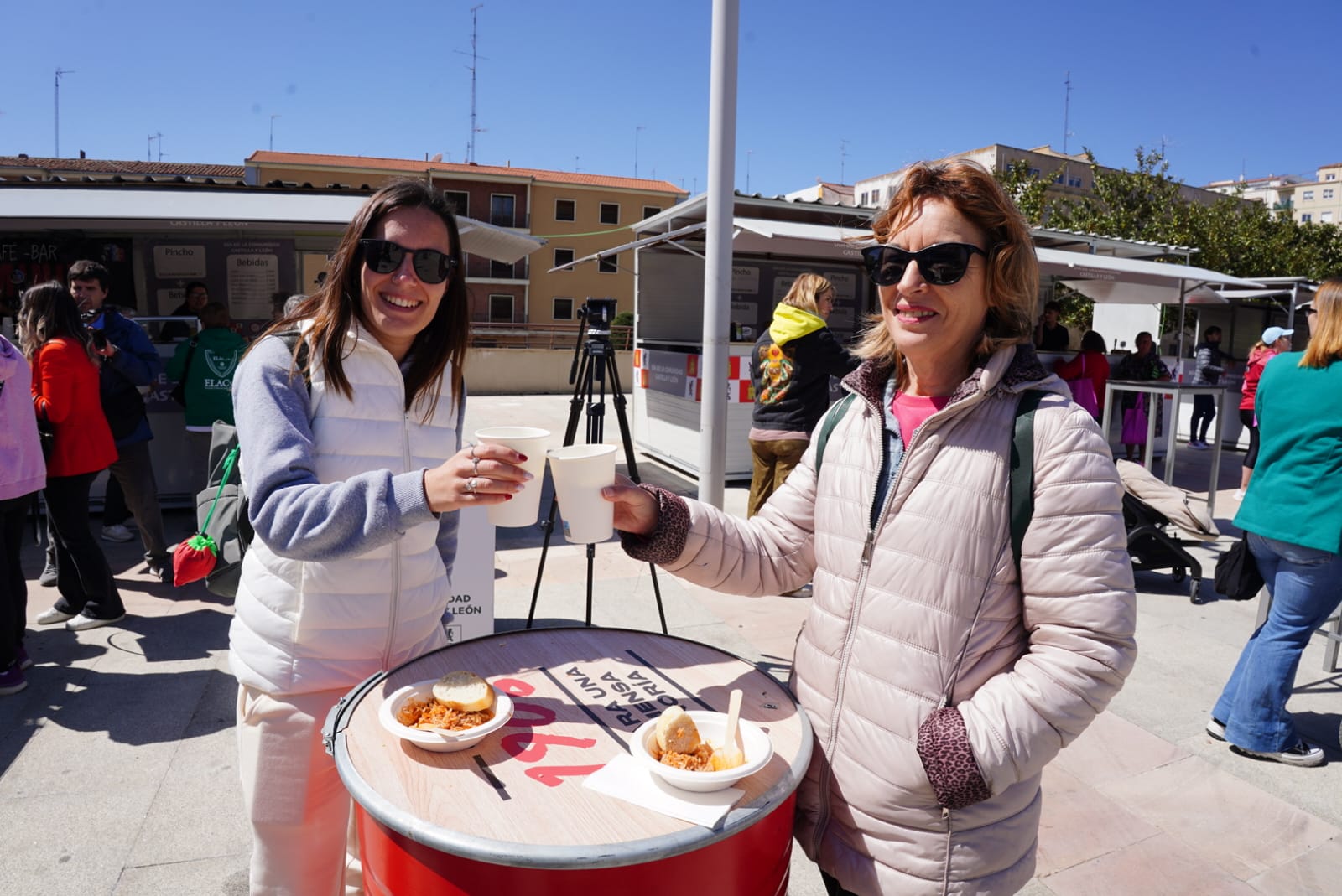 Día de la Comunidad: música, deporte y tapas en la plaza de la Concordia