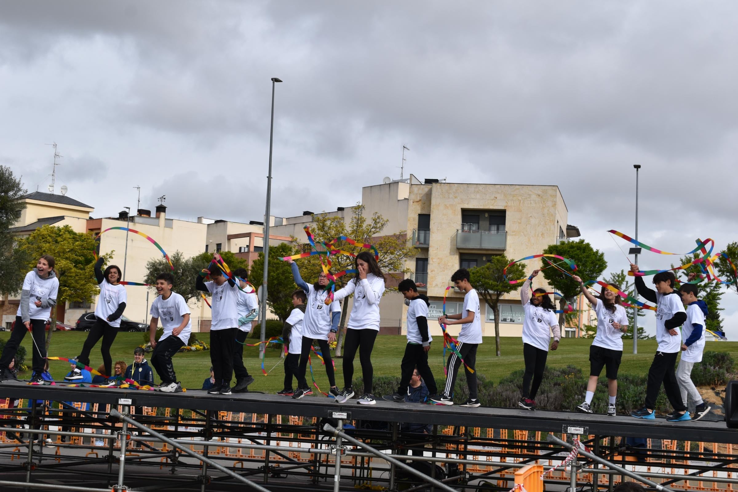 Así han bailado los escolares de Carbajosa al ritmo de Don Omar, Pitbull, Daddy Yankee o &#039;La Pantera Rosa&#039;