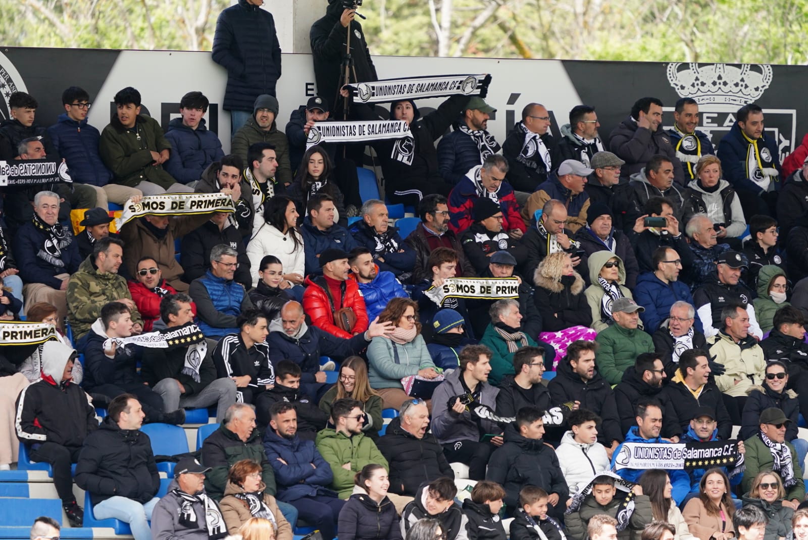 Búscate en la grada del Reina Sofía en el partido contra el Sabadell