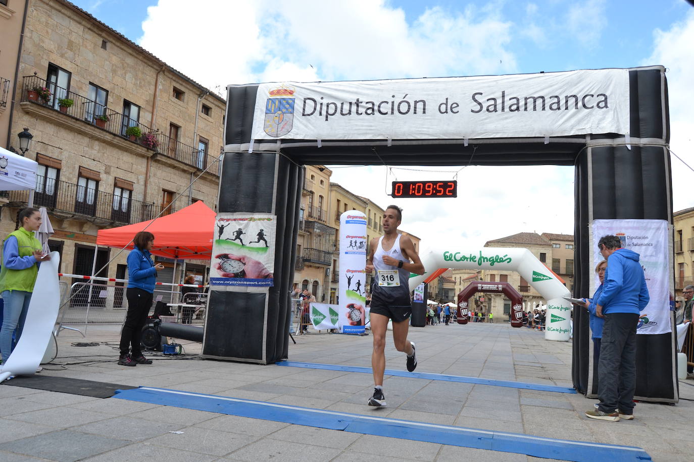 Silva y Santamaría imponen su ley en la Media Maratón de Ciudad Rodrigo