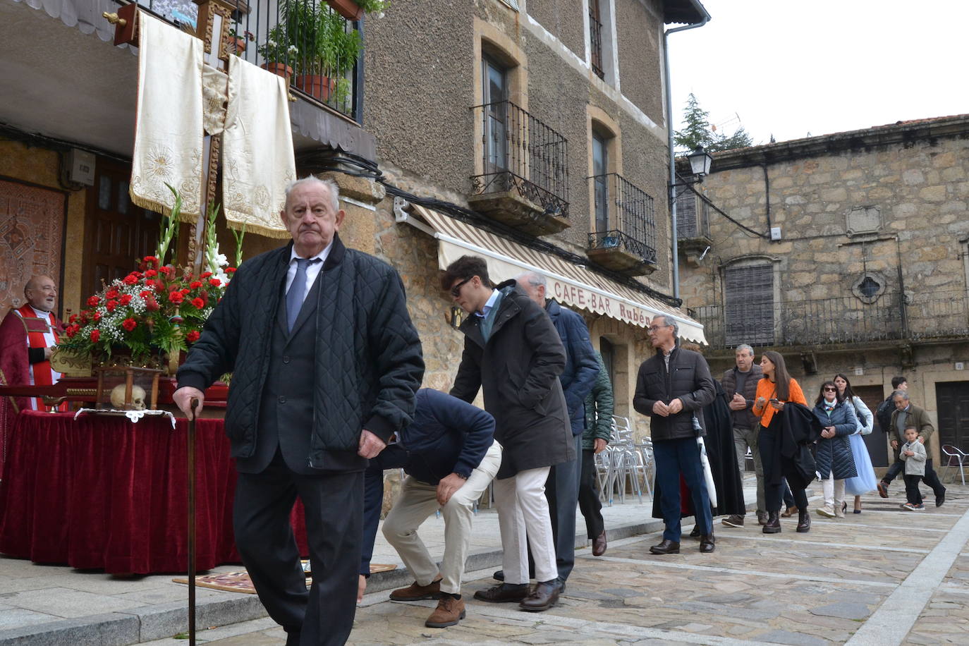 La Moza Santa recorre Sequeros seis siglos después