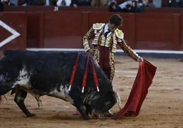 El Juli, último ganador del Premio Nacional de Tauromaquia, toreando en La Glorieta.