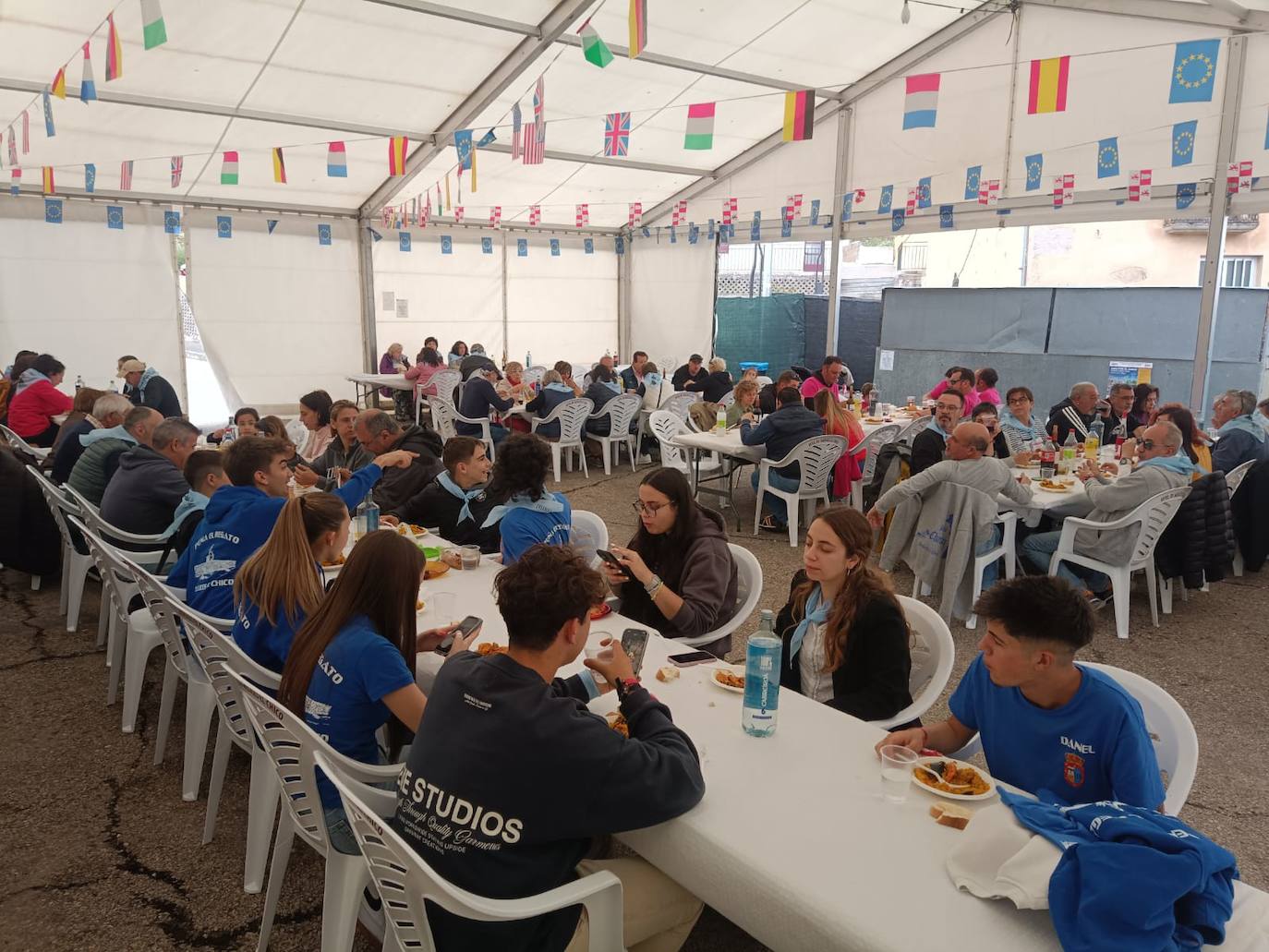 Lleno hasta la bandera en Saelices el Chico