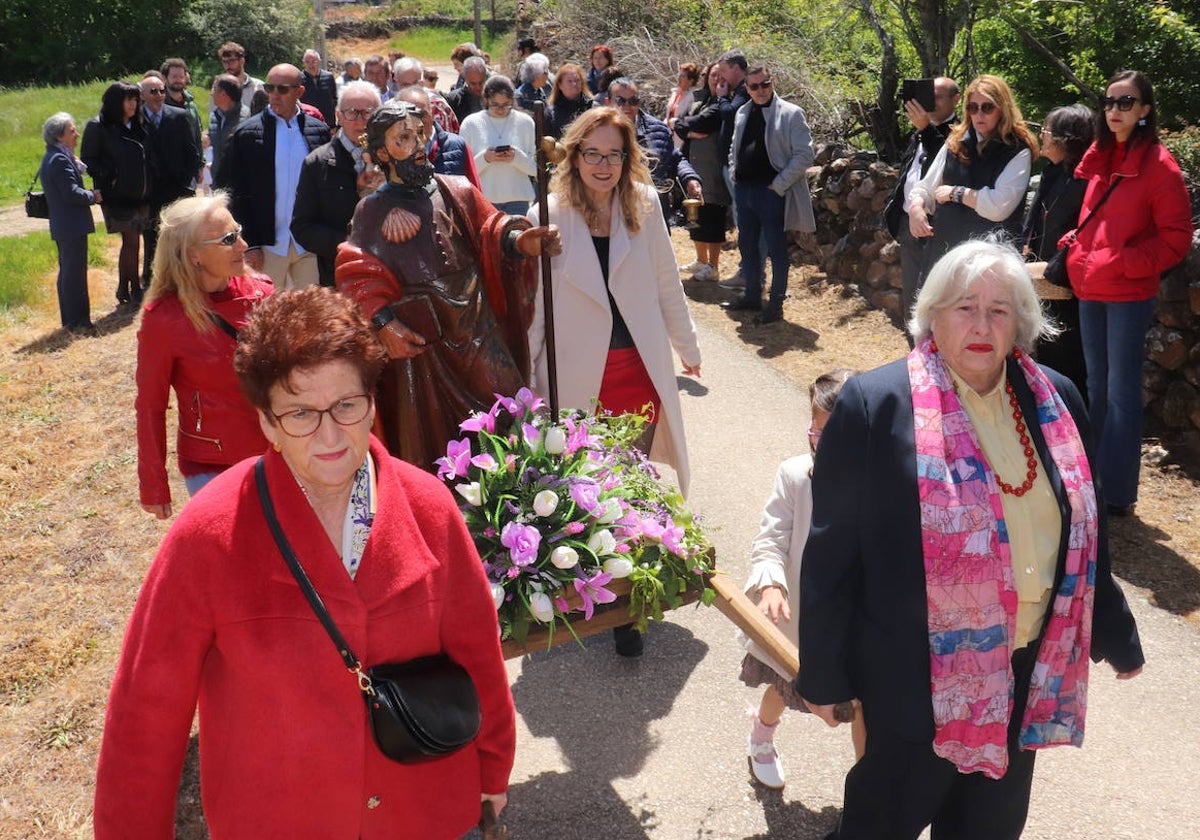 Navarredonda de Salvatierra celebra su día de fiesta