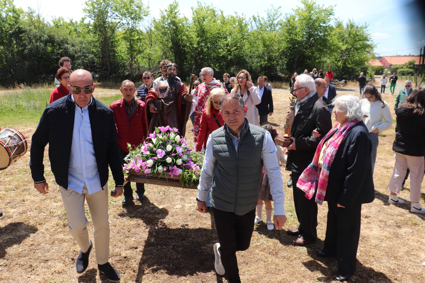 Navarredonda de Salvatierra celebra su día de fiesta