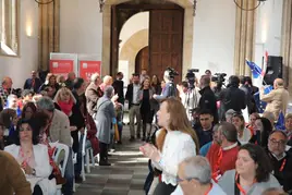 Tudanca entra con Iratxe García en la Escuela de Gobierno del PSOE en Salamanca.