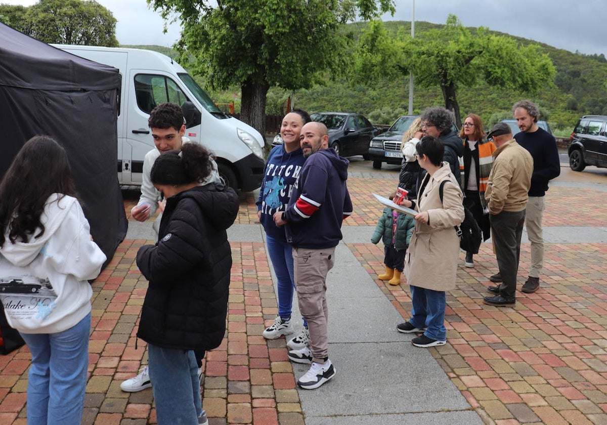 Animada jornada festiva en Molinillo con motivo de la Cruz de mayo