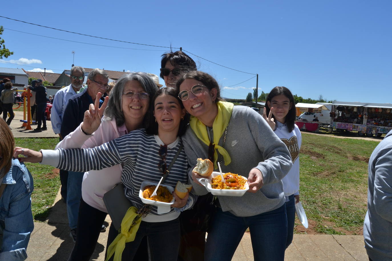 Una rica paella para cerrar las fiesta de Abusejo