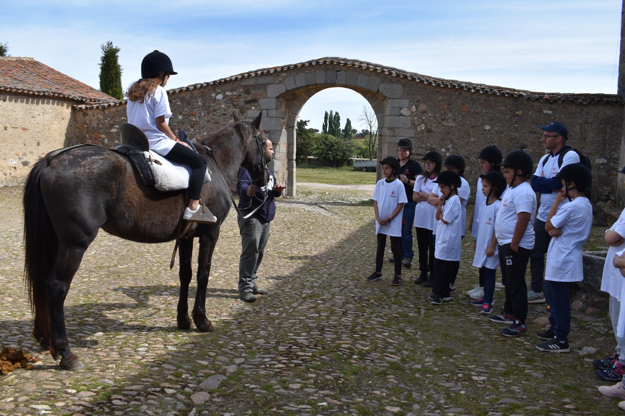 Así han disfrutado los ganadores del XI y XII Concurso de Dibujo Infantil de LA GACETA de su premio