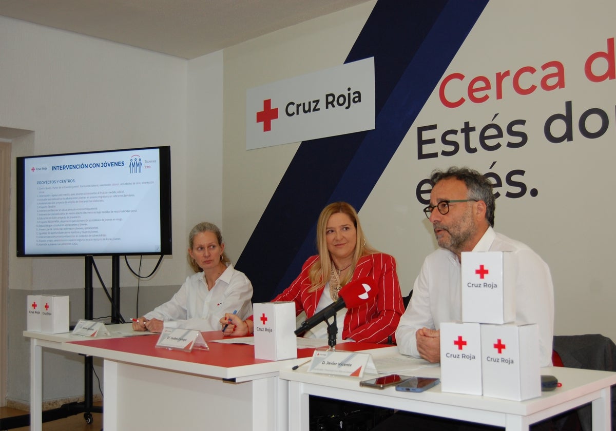 Presentación Día de la Banderita de Cruz Roja.